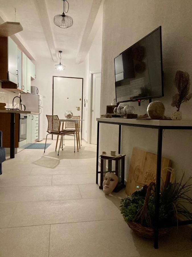 Bilocale Con Giardino Mare