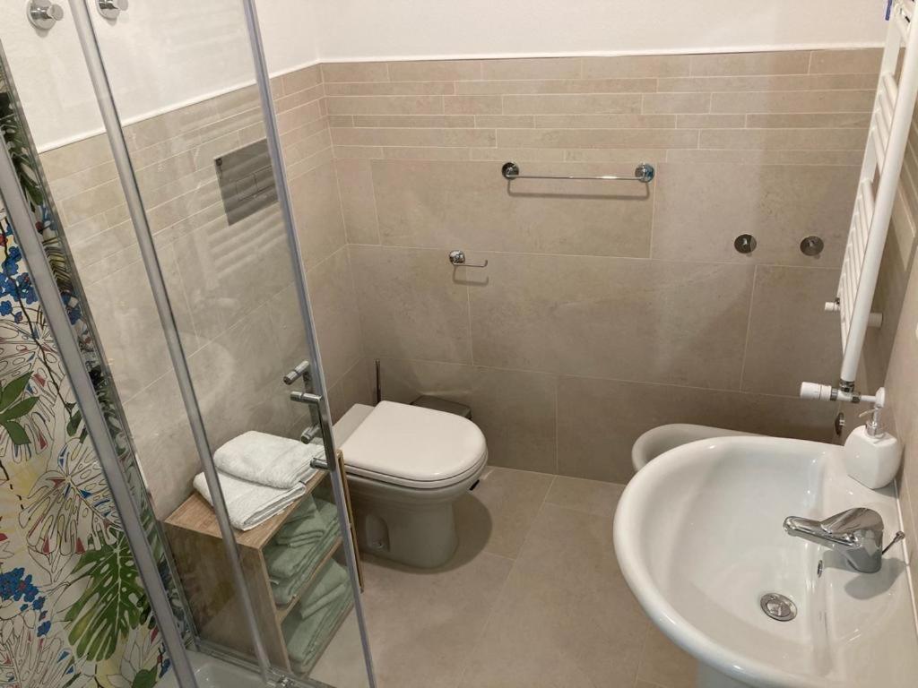 Bilocale Con Giardino Mare Apartment
