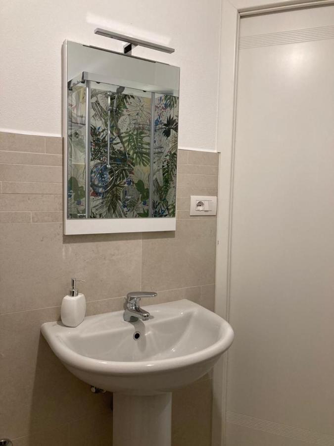 Bilocale Con Giardino Mare